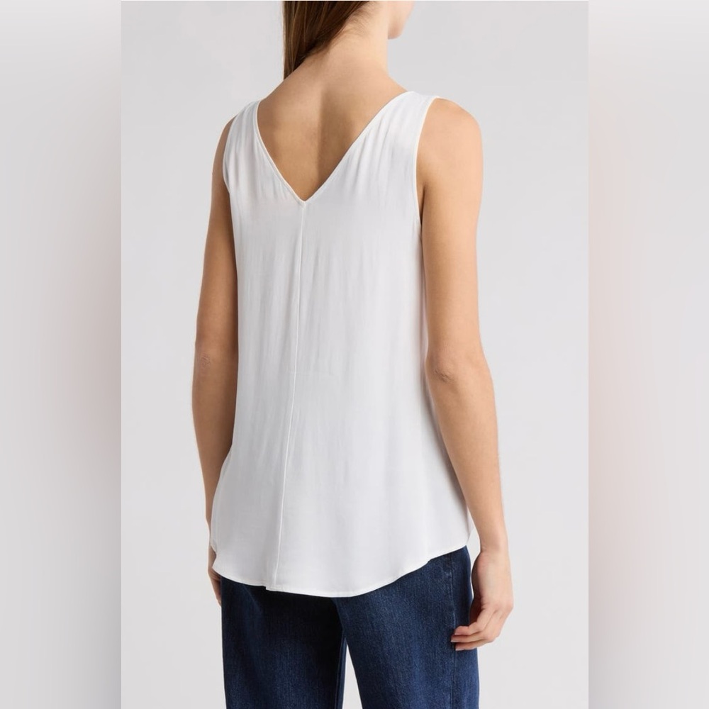 Nordstrom White V-neck Tank Top/Size Large/NWT - Picture 3 of 3